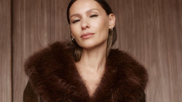 Pampita se la jugó por el color de la temporada y desbloqueó una nueva tendencia en vestido