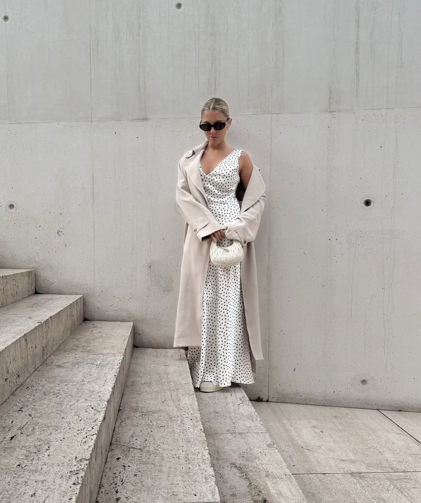 Sofía Gonet se sumó a la tendencia de los tonos neutros y dio cátedra de estilo con sus looks elegidos