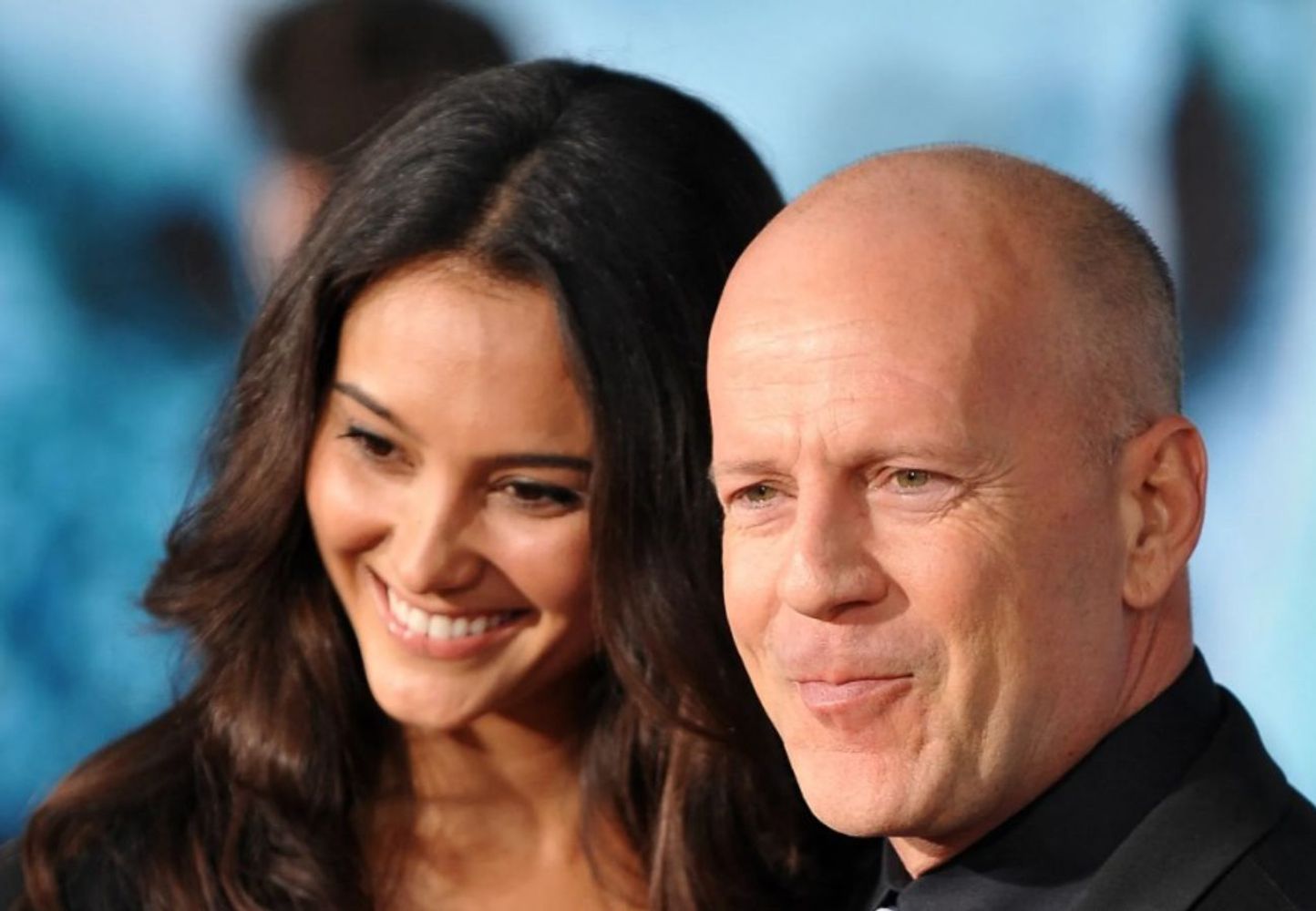 El síntoma de la enfermedad de Bruce Willis que su familia confundió y por qué no detectaron antes la demencia