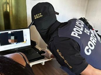 Grooming y terror en Córdoba: usaban una tienda de ropa falsa para captar menores y extorsionarlas