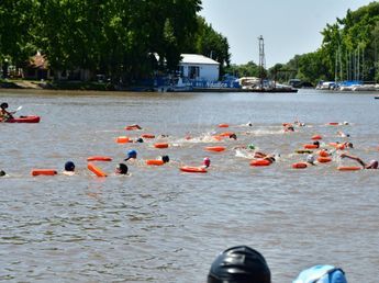 Miles de atletas del país llegan para el Campeonato Argentino de Aguas Abiertas