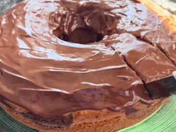 Cómo hacer un budín marmolado de vainilla y chocolate: la receta de un clásico para la hora de la merienda