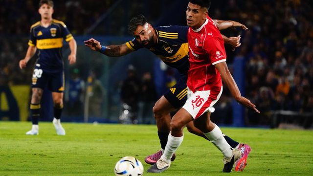 Independiente pegó primero ante Boca en la Bombonera.