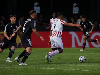Instituto le ganó a Deportivo Riestra por la fecha 14 del Torneo Apertura
