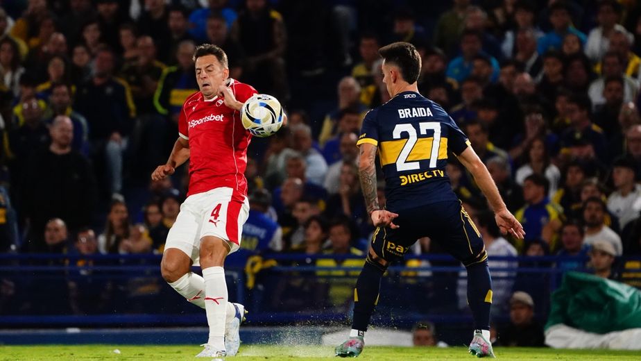 Clásico caliente: del reclamo de Boca por el gol de Independiente, a la discusión por el penal