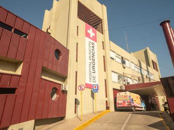 Grave ataque de un perro e incendio en Córdoba: dos hombres resultaron heridos en distintos barrios