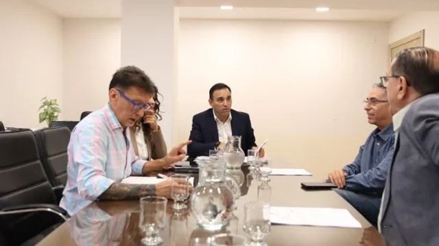 La comisión de Medio Ambiente y Desarrollo Sustentable inició el análisis de un proyecto de 150 artículos para sancionar conductas que dañen el ambiente en la ciudad.