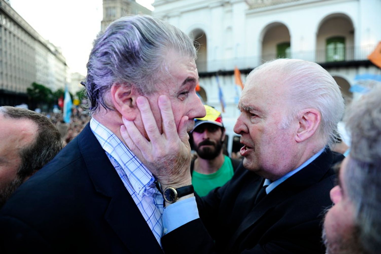 Julio Ricardo junto a Víctor Hugo Morales.