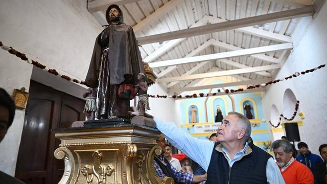 Jaldo pidió por las familias inundadas, durante la misa de San Francisco Solano.