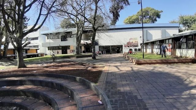 UNLP.