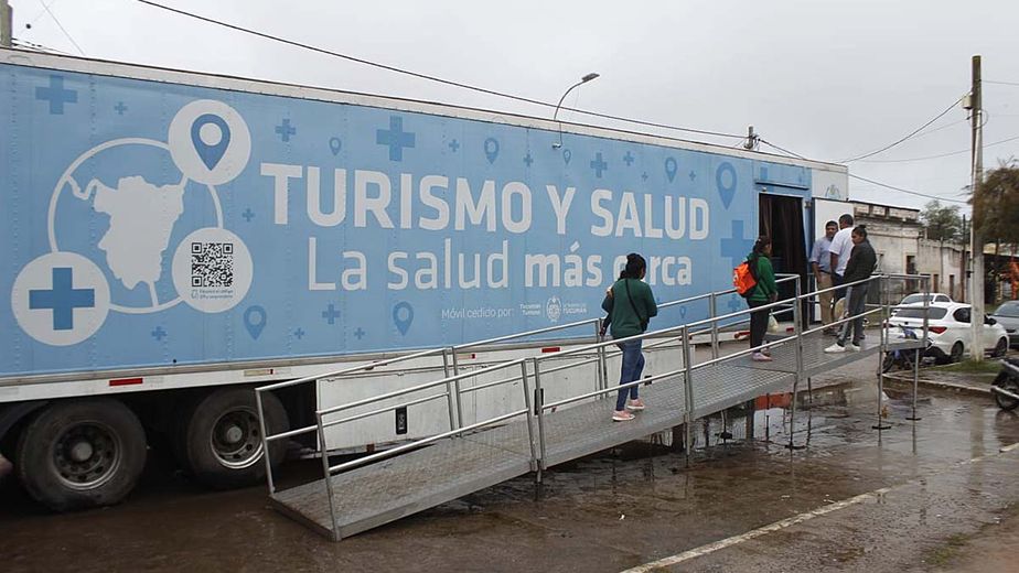 El tráiler sanitario refuerza la atención médica en La Madrid