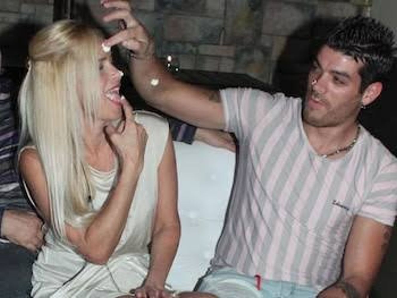 Grecia Colmenares y Cristian U
