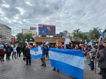 Jubilados y médicos convocan a una protesta frente al PAMI en Carlos Paz