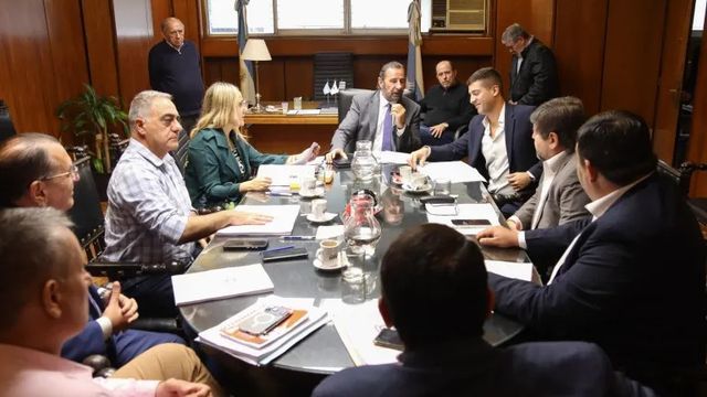 Más de una veintena de temas llegarán al recinto del Concejo.