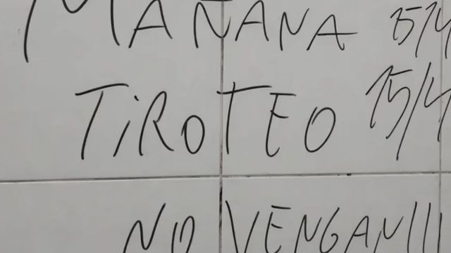 Las amenazas que aparecieron en varios colegios del país estarían vinculados a un reto de TikTok.