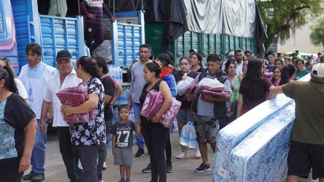 Continúa la entrega de ayuda directa a familias damnificadas en Santa Ana.