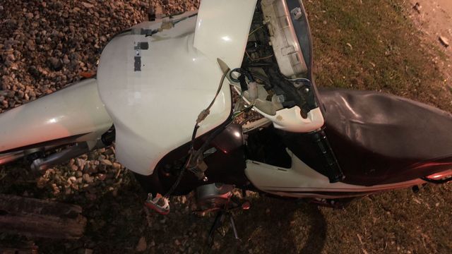 Así quedó la moto tras el accidente en Icho Cruz.
