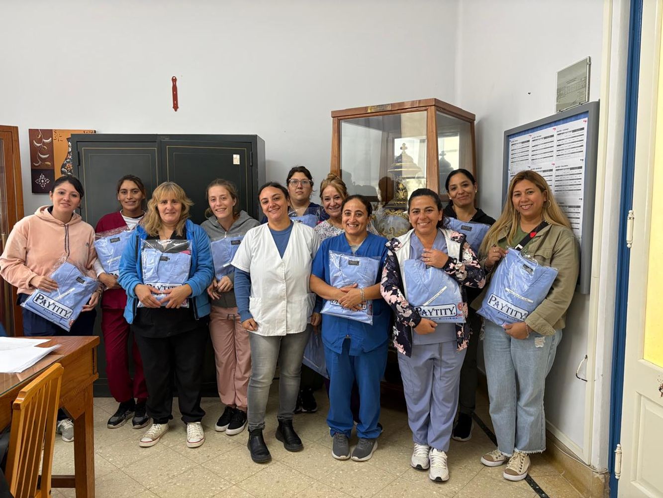 Entrega de indumentaria