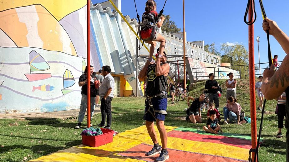 Tarde de circo y diversión para toda la familia en Carlos Paz