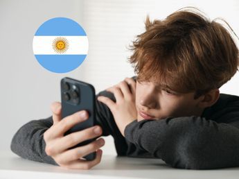 Qué es la “True Crime Community”, el grupo que estaría relacionado con las amenazas de tiroteos en colegios de Argentina