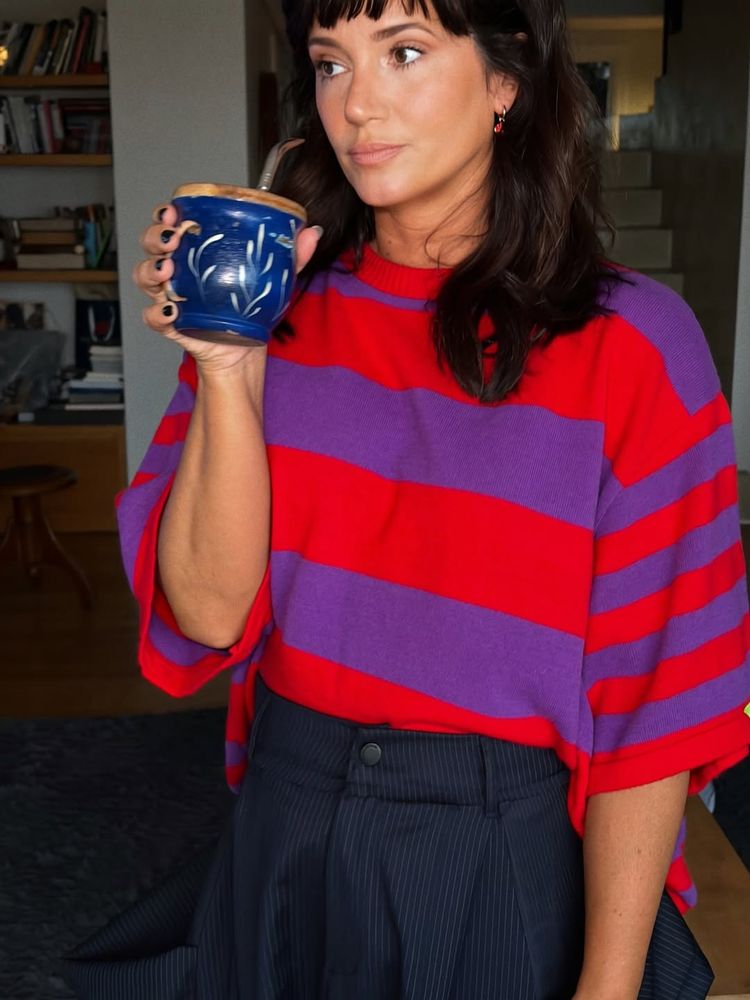 Antes del estreno de "Envidiosa", Griselda Siciliani marcó tendencia con un look multicolor y dio cátedra de estilo