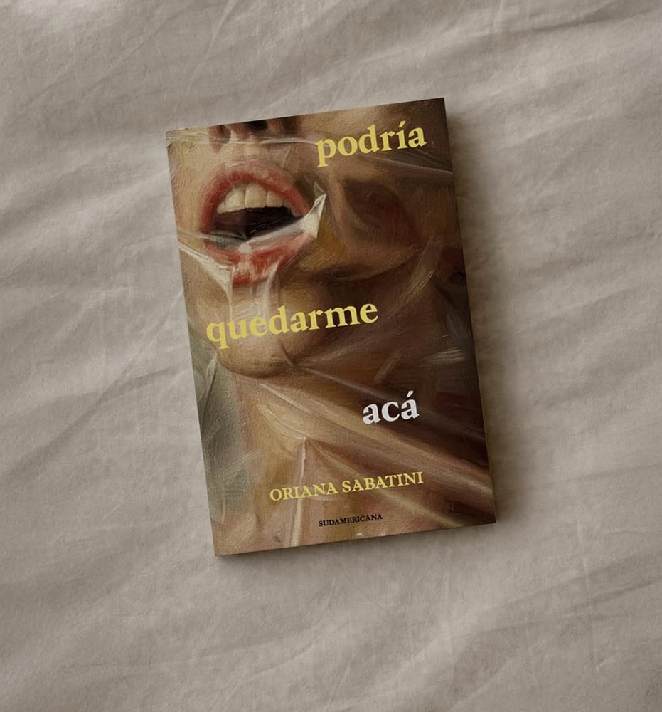 La portada del libro también tiene historia: no es un dibujo, sino una foto con un significado especial para Oriana.