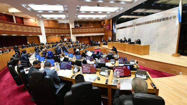 Con estas aprobaciones, el sistema judicial provincial incorporará nuevos defensores oficiales en distintas especialidades y jurisdicciones.