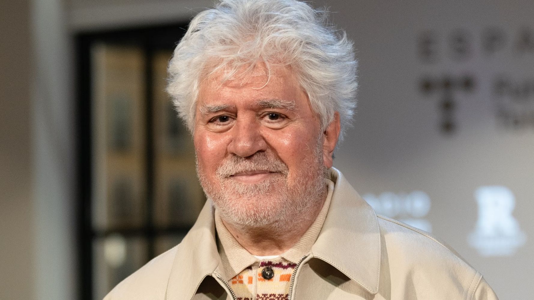 Pedro Almodóvar lanzó sus duros dardos contra Elordi en el podcast "La Pija y la Quinqui".