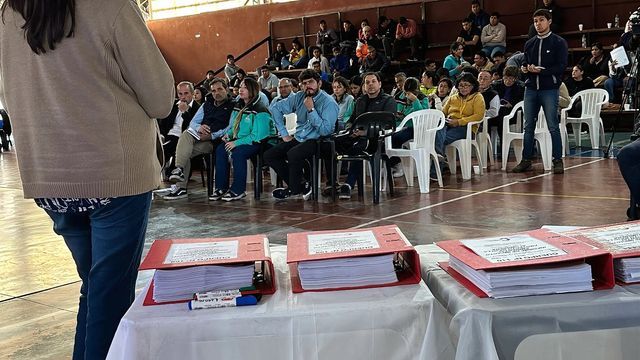 La audiencia pública reunió a vecinos y vecinas de Belén para analizar la actualización del informe ambiental y plantear inquietudes sobre el proyecto.