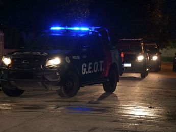 Peligro en Córdoba: simularon ser policías y asaltaron una casa