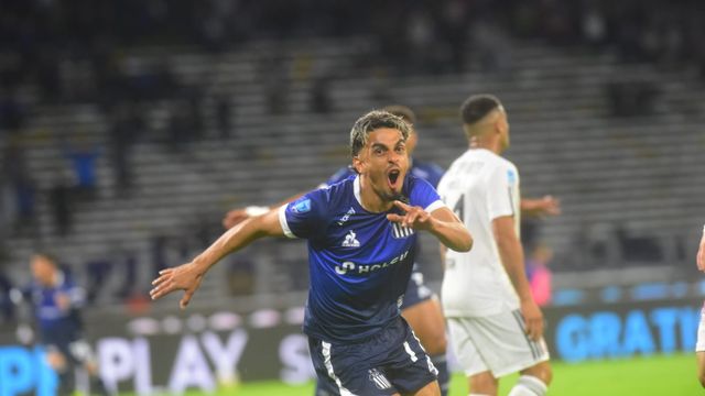 Gol de Ronaldo Martínez, que volvió a festejar en Talleres.