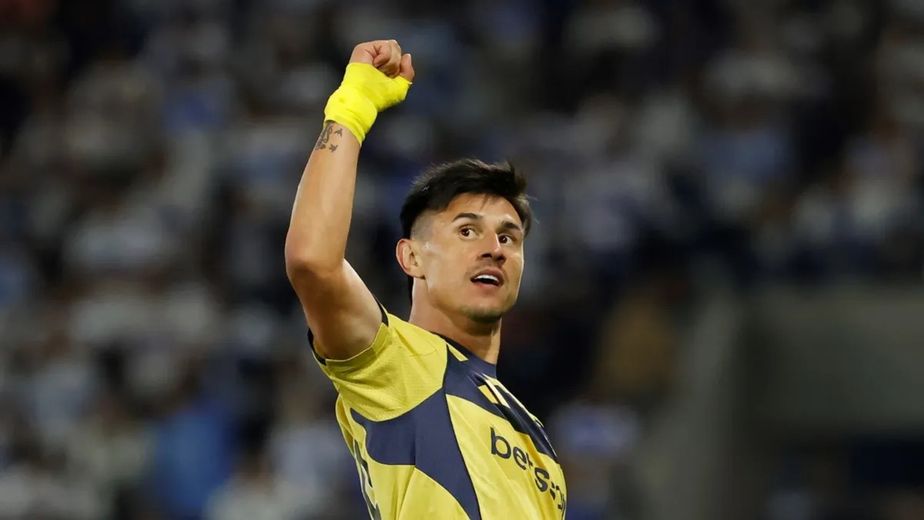 Adam Bareiro volvió al Monumental y se cruzó con los dirigentes de River: el video