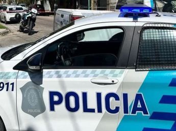 Macabro hallazgo: un nene encontró el cuerpo de su mamá enterrado en el patio y buscan a la pareja de la mujer