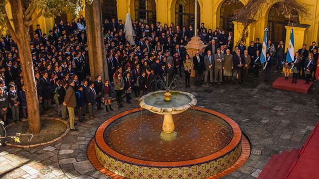 Demanda millonaria contra el Colegio Monserrat.