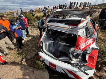 Un auto del Rally despistó y se fue contra el público: lo que se sabe en Córdoba