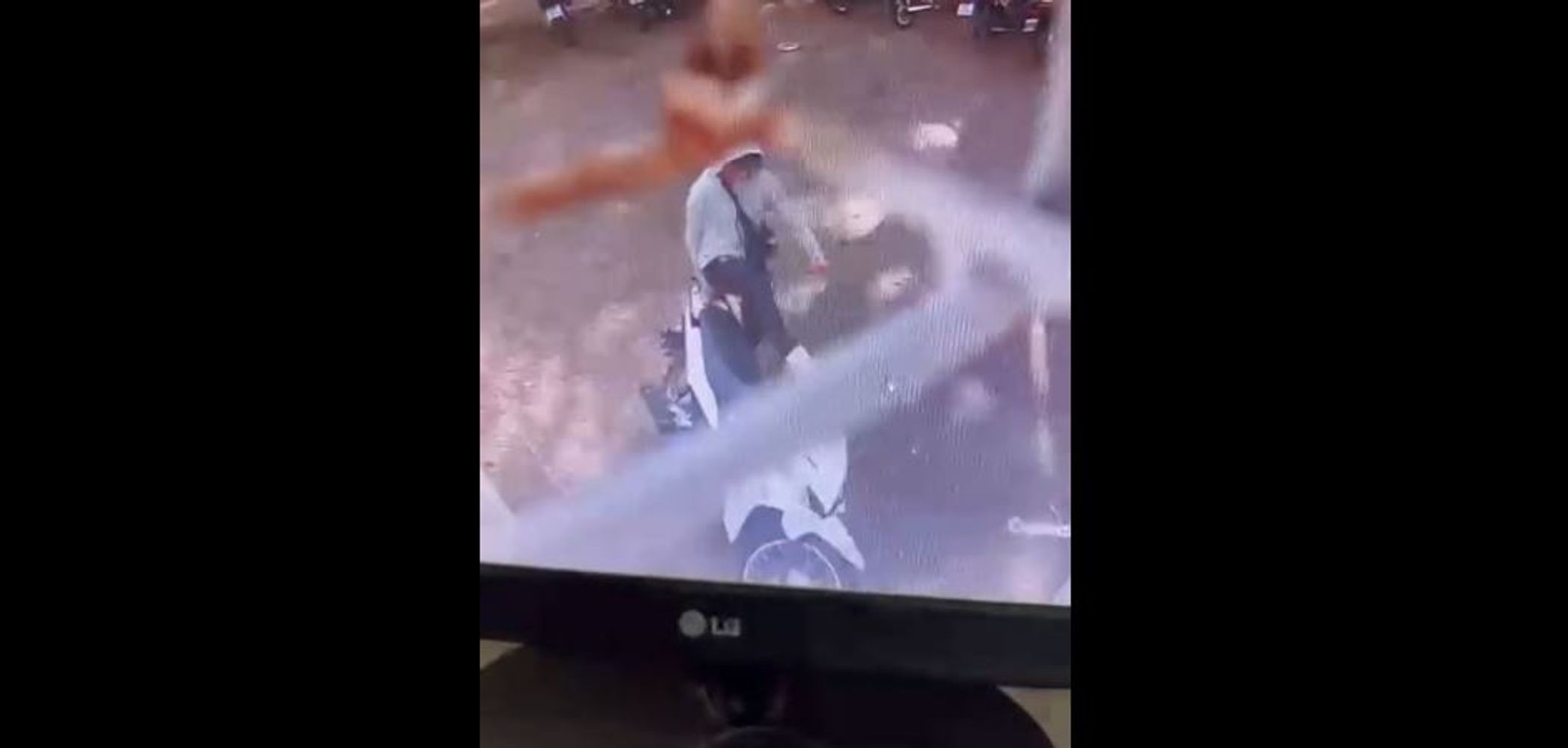 Un joven intentó robar una moto del estacionamiento del Ipetaym 68 y un camionero logró dar aviso