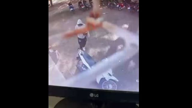 Un joven intentó robar una moto del estacionamiento del Ipetaym 68 y un camionero logró dar aviso