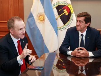 “Aquí va a haber muchas inversiones de los Estados Unidos”, dijo en Jujuy el embajador Peter Lamelas