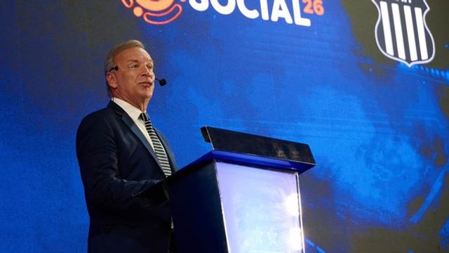 Andrés Fassi se enojó por los dichos del asambleísta de Talleres, que sostuvo los cuestionamientos, pero bajó el tono con Javier Pastore.