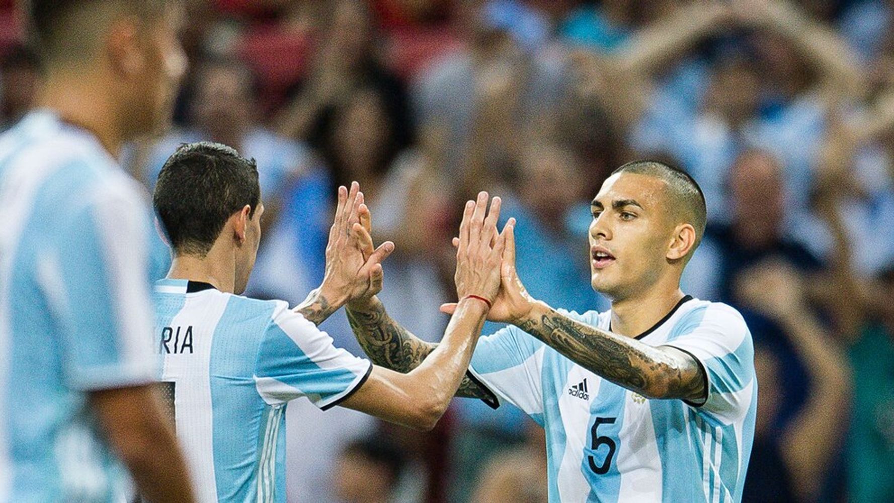 DI MARIA - PAREDES