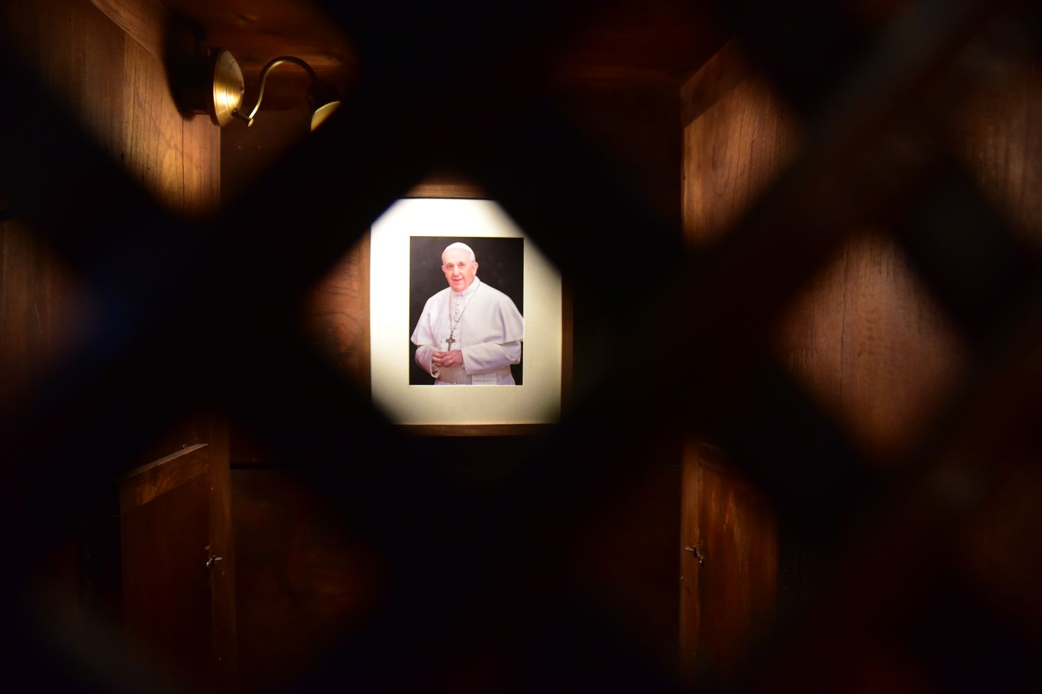 Los años de Jorge Bergoglio en Córdoba, en la Compañía de Jesús.
