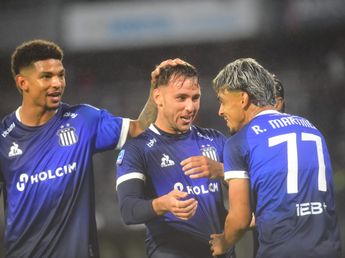 Talleres disfruta de su defensor-goleador y de la extensa racha con la camiseta alternativa