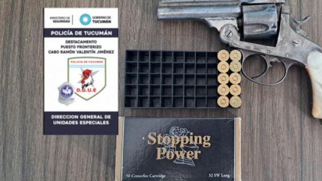 Un automovilista fue aprehendido tras un control con hallazgo de un revólver.