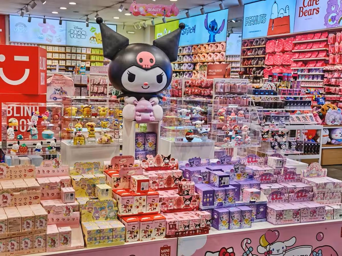 Miniso vende juguetes con licencia oficia.