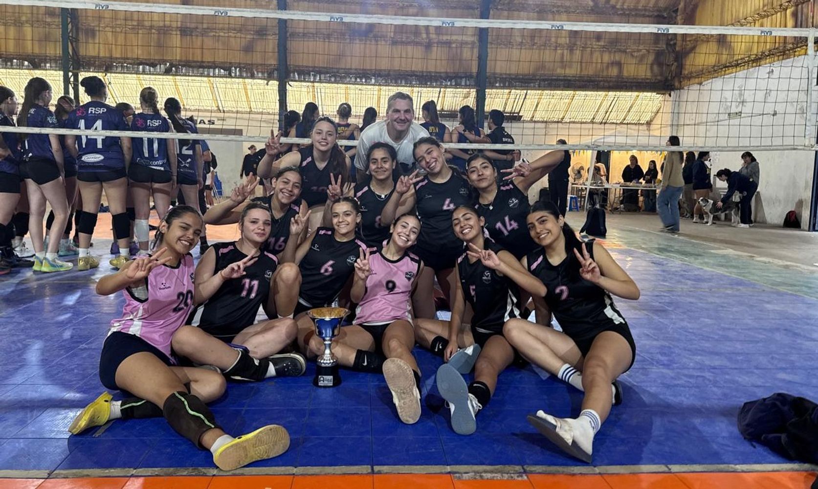 Escuela Puntaltense de Vóley subcampeona en la Liga Provincial Bonaerense