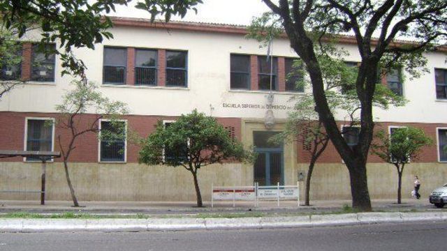 El episodio ocurrió en la Escuela de Comercio N°1.
