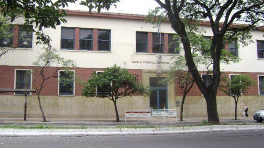 Un estudiante ingresó con una navaja y hubo intervención policial en la Escuela de Comercio N°1