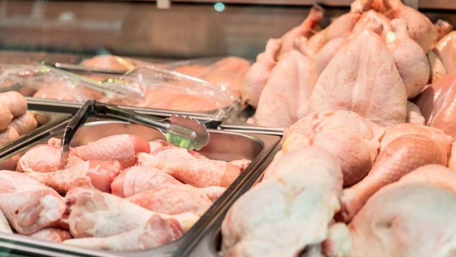 Un carnicero reveló por qué no hay que pedir pechuga de pollo en la carnicería