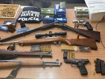 Dos detenidos con un arsenal en allanamientos por prostitución y abuso sexual en Casilda