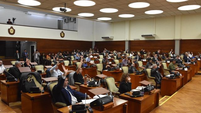 Con el voto mayoritario de la Cámara, ya es ley en Jujuy el Fomento a Grandes Inversiones, para atraer proyectos de hasta 199 millones de dólares.
